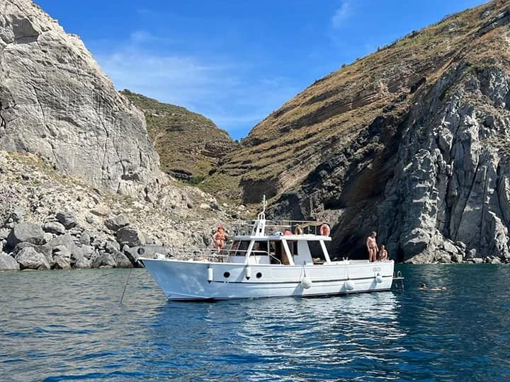 Wynajem łodzi Custom Gozzo42 w Porto di Forio na SamBoat 