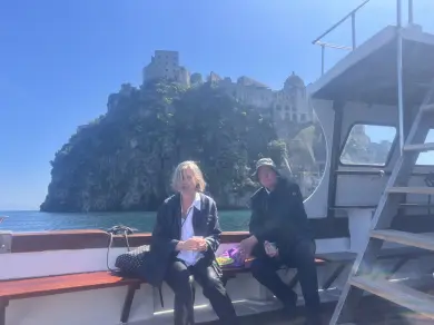 Motorówka do wynajmu w Porto di Forio w najlepszej cenie