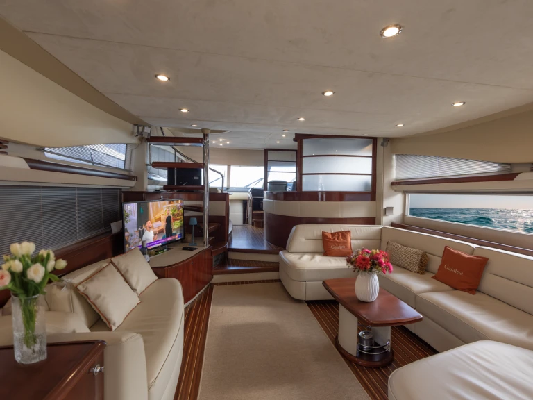 Wynajem łodzi Castellammare di Stabia tanio Princess 67 Fly