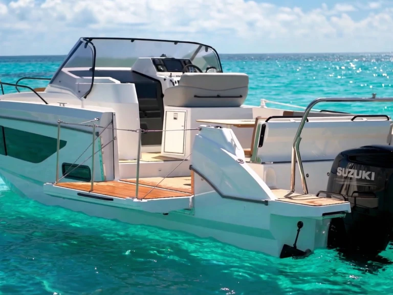 Wynajem Motorówka Bénéteau z patentem 