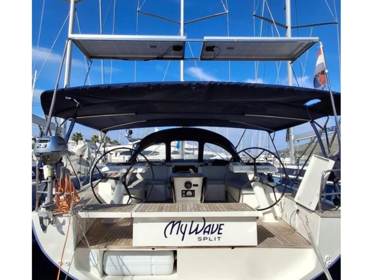 Wynajmij D&D Yacht D&D Kufner 54 Exclusive - 6 cab w Trogir