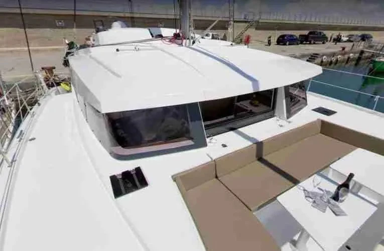 Wynajmij Fountaine Pajot Fountaine Pajot FP 41 Quatuor 4 w Rodi Garganico