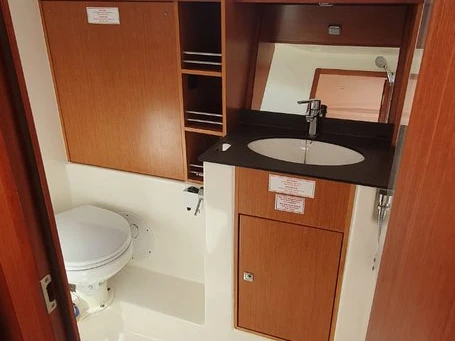 Wynajmij Żaglowiec z lub bez skippera Bavaria w Portisco