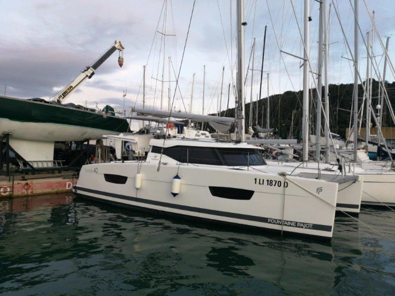 Wynajem w Portisco- Fountaine Pajot Lucia 40 na SamBoat