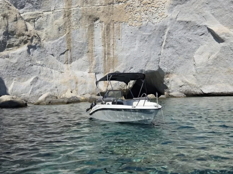 Wynajem łodzi Isatek Cobra 495 w Mílos na SamBoat 