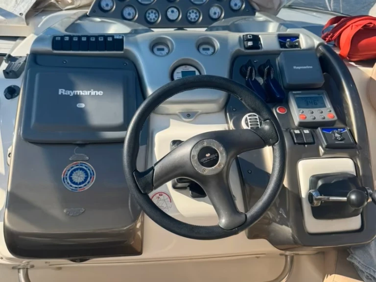 Wynajmij Cranchi Zaffiro 32 w Gaeta