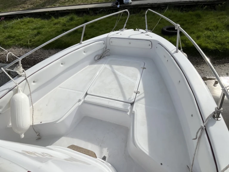 Wynajem łodzi Bellingardo Sea Ghost w Lavena Ponte Tresa na SamBoat 