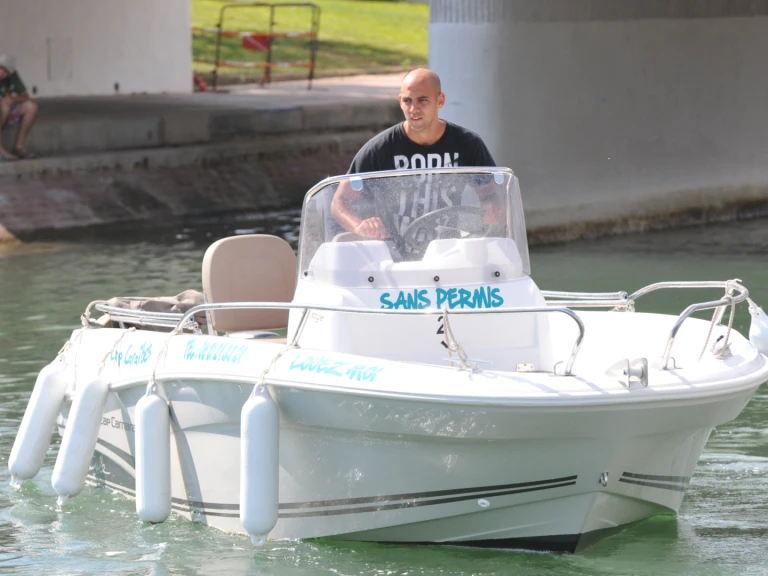 Wynajem Motorówka w Sète - Jeanneau Cap Camarat 4.7 CC Style