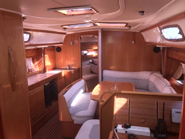 Wynajem Żaglowiec w Locmiquélic - Bavaria Bavaria 39 Cruiser