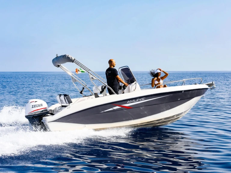 Wynajmij Trimarchi AMUNI w Taormina