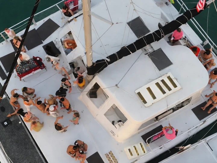 Wynajem Katamaran w Miami Beach - KURT HUGHES 60