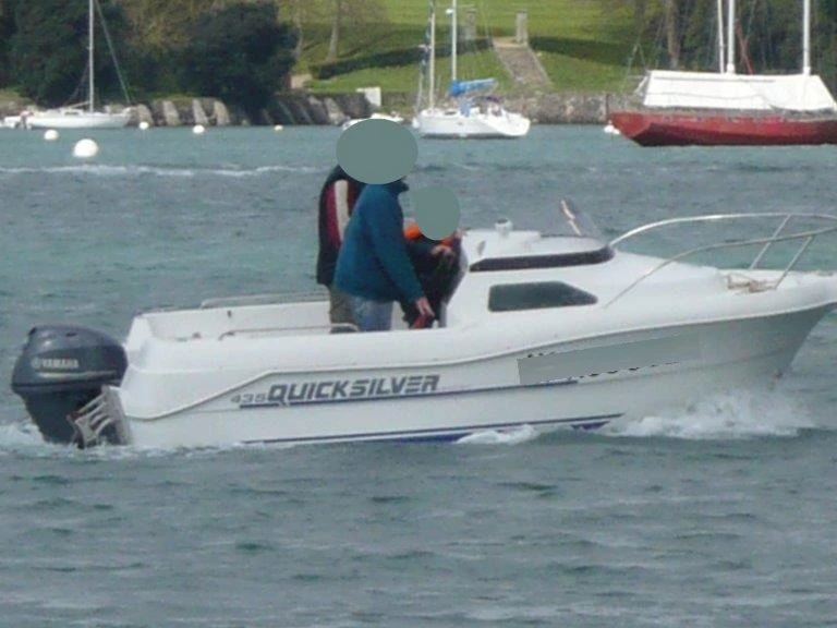 Motorówka do wynajmu w Marsylia w najlepszej cenie