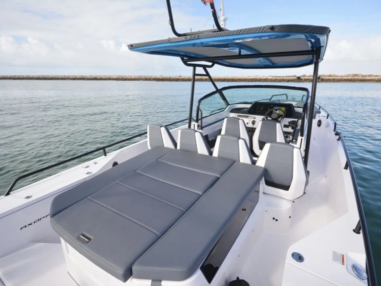 Axopar Axopar 28 T-Top między profesjonalistami a osobami prywatnymi w Korfu