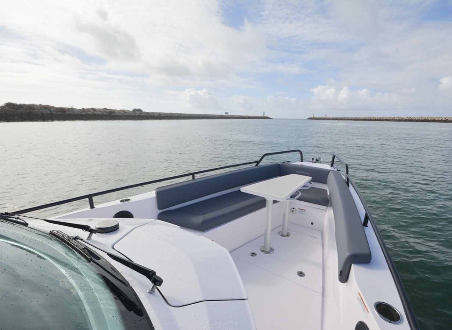 Wynajmij Axopar Axopar 28 T-Top w Korfu