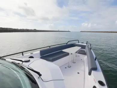 Wynajmij Axopar Axopar 28 T-Top w Korfu