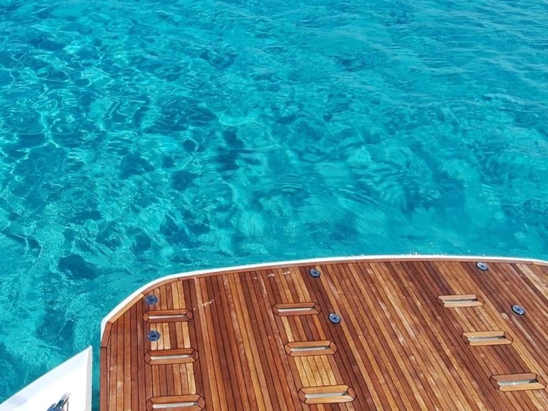 Wynajmij Azimut Azimut 53 Fly w Porto Villa San Giovanni