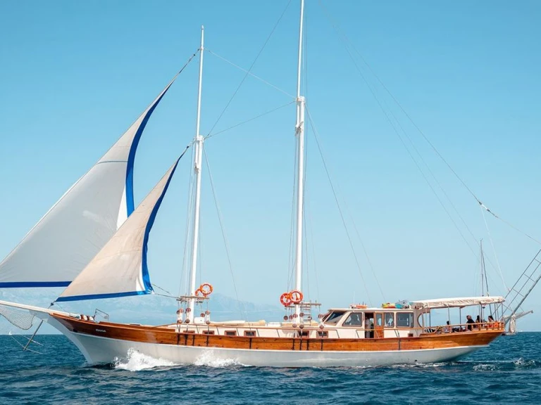 Wynajem łodzi Marina (City) tanio Sv. Donat