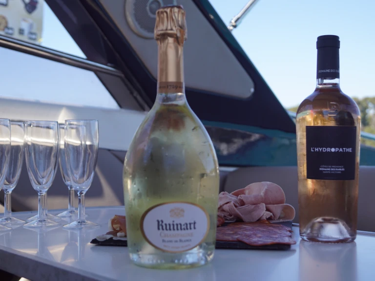 Wynajem łodzi Cannes tanio Tomahawk 37