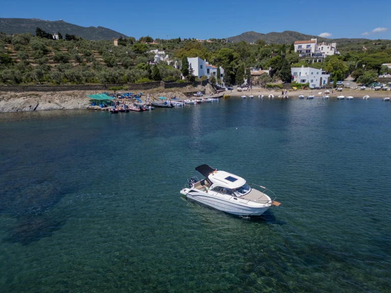 Wynajem łodzi Bénéteau Antares 8 OB w Cadaqués na SamBoat 