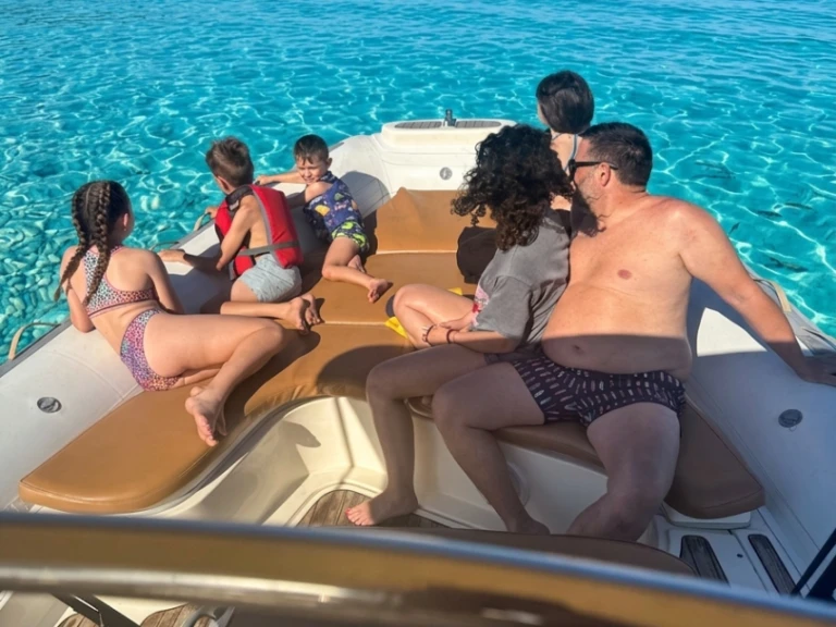 Wynajem łodzi Puerto de Pollensa tanio America 850