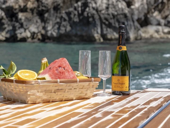 Wynajem Motorówka Lilybaeum z patentem 