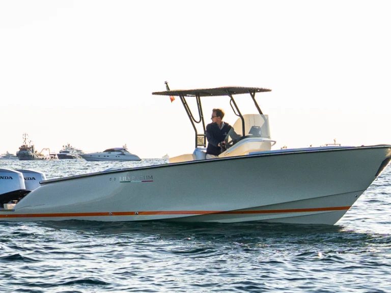 Motorówka do wynajmu w Cascais w najlepszej cenie