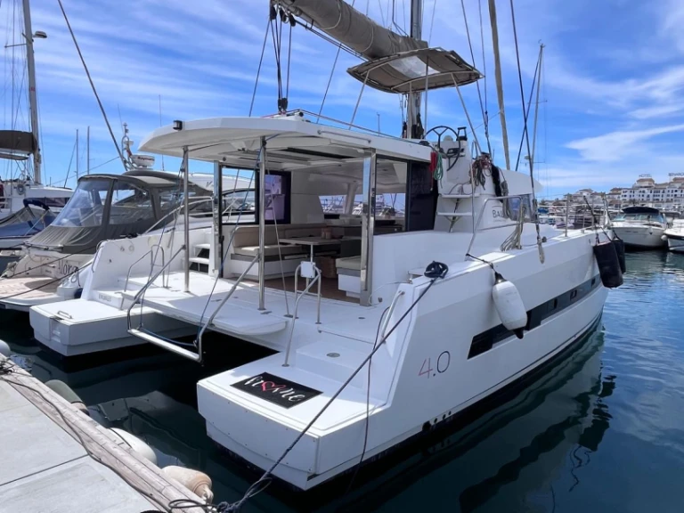 Wynajem łodzi Bali Bali 4.0 w Puerto Banús na SamBoat 