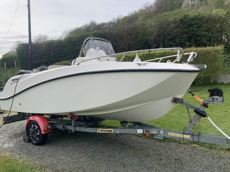 Wynajmij Motorówka z lub bez skippera Quicksilver w Dunkerque