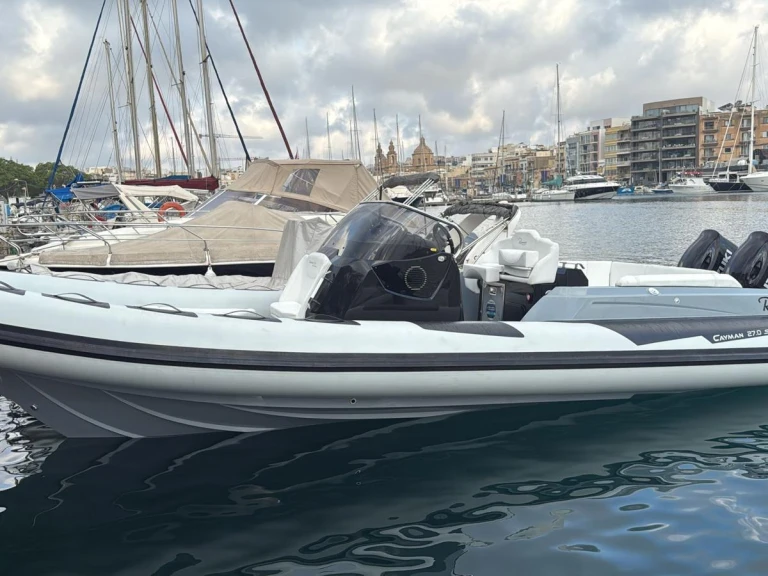 Wynajem łodzi Ranieri Cayman 27 Sport Touring w Pietà na SamBoat 