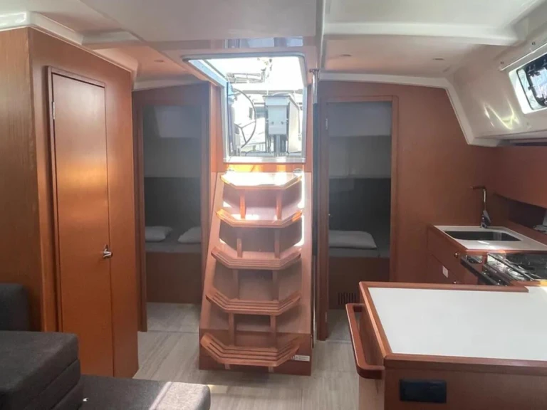 Żaglowiec do wynajmu w Paros (wyspa) w najlepszej cenie