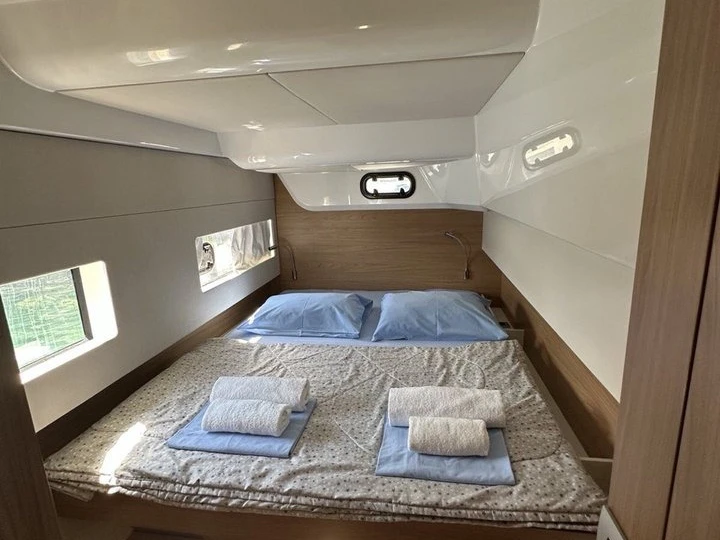 Wynajmij Bali Bali Catsmart (6 cab.) w Tivat