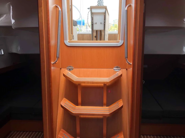 Wynajmij Żaglowiec z lub bez skippera Bavaria w Lefkáda