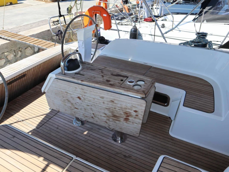 Wynajem łodzi Lefkáda tanio Cruiser 46