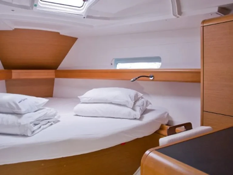 Wynajmij Jeanneau Sun Odyssey 409 (3 cab.) w Lefkáda