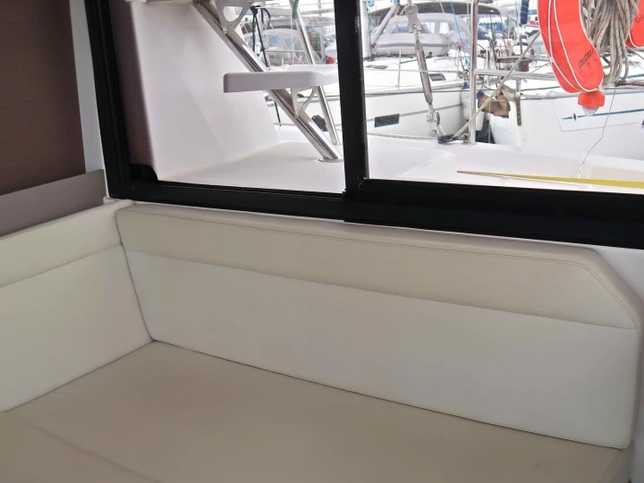 Bali Bali 4.1 między profesjonalistami a osobami prywatnymi w Paros (wyspa)