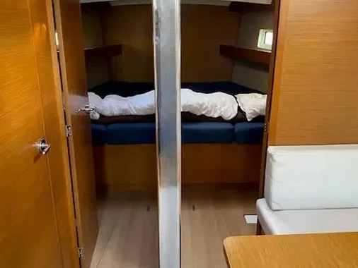 Wynajmij Żaglowiec z lub bez skippera Jeanneau w Paros (wyspa)