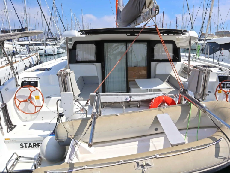 Katamaran do wynajmu w Nea Peramos w najlepszej cenie