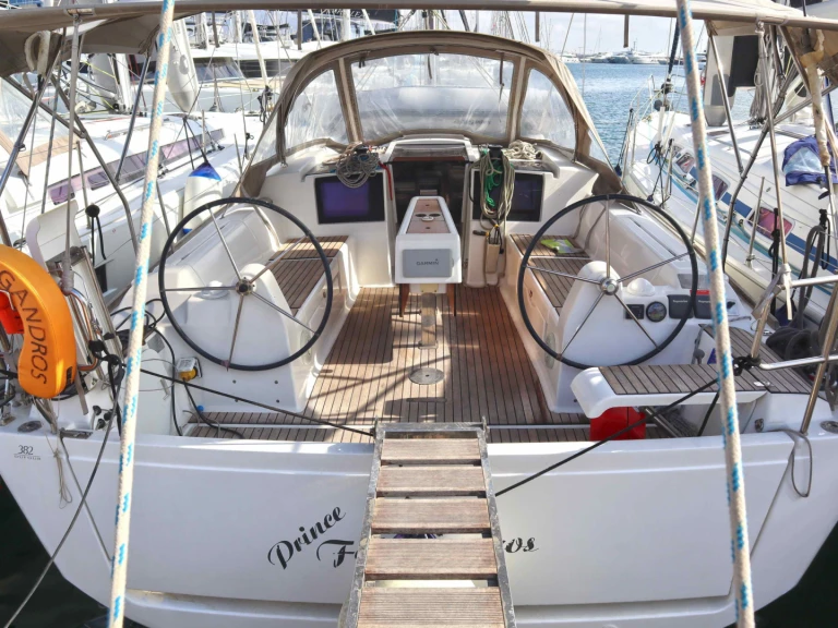 Wynajem w Alimos- Dufour Dufour 382 Grand Large na SamBoat