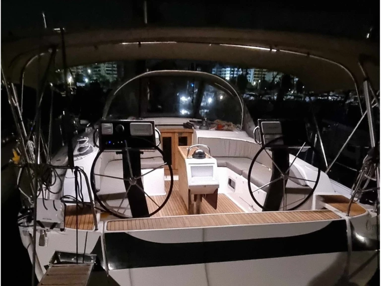 Wynajem w Skiathos- Bavaria Bavaria Cruiser 51 (5 cab.) na SamBoat