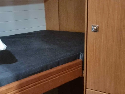 Wynajmij Bavaria Bavaria Cruiser 51 (5 cab.) w Skiathos