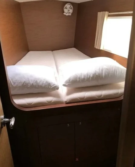 Wynajem łodzi Paros (wyspa) tanio Lagoon 380