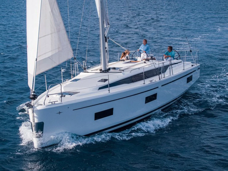 Wynajem w Lefkáda- Bavaria Bavaria C42 (3 cab.) na SamBoat