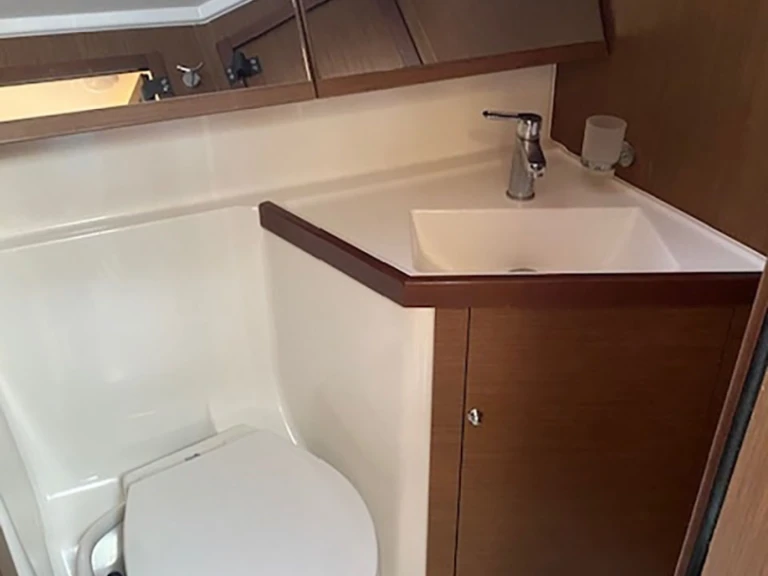 Żaglowiec do wynajmu w Bormes-les-Mimosas w najlepszej cenie