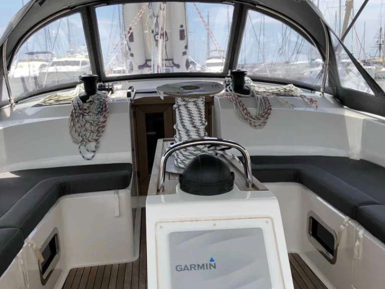 Żaglowiec do wynajmu w Lefkáda w najlepszej cenie