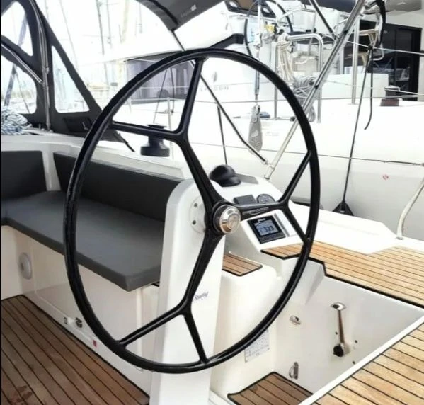 Wynajem w Lefkáda- Bavaria Bavaria C42 (3 cab.) na SamBoat