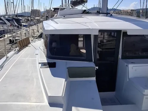 Wynajem łodzi Bali Bali 4.2 (5 cab.) w Bormes-les-Mimosas na SamBoat 