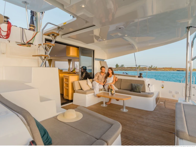 Wynajem Katamaran w Volos - Lagoon Lagoon 42 (6 cab.)