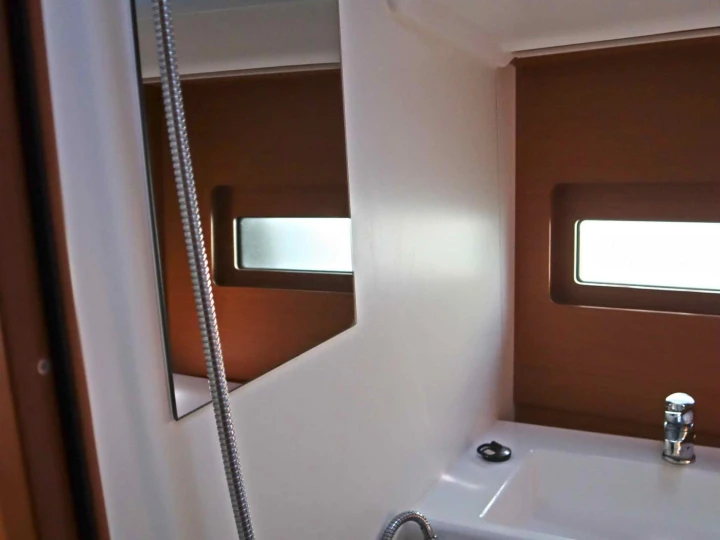 Wynajmij Żaglowiec z lub bez skippera Jeanneau w Nea Peramos