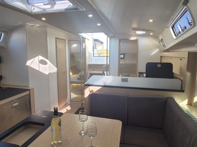 Wynajem Żaglowiec Hanse z patentem 