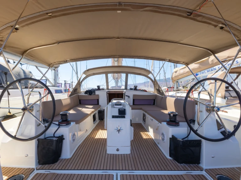 Wynajem łodzi Jeanneau Sun Odyssey 490 w Nea Peramos na SamBoat 